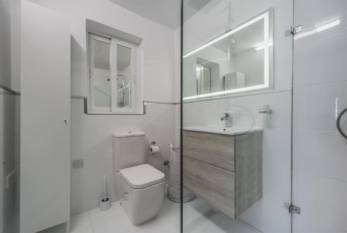 Deluxe Seaview Apartment Saint Julian's Bagian luar foto